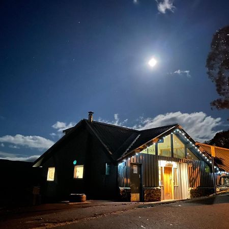 פאלס קריק Cooroona Alpine Lodge מראה חיצוני תמונה