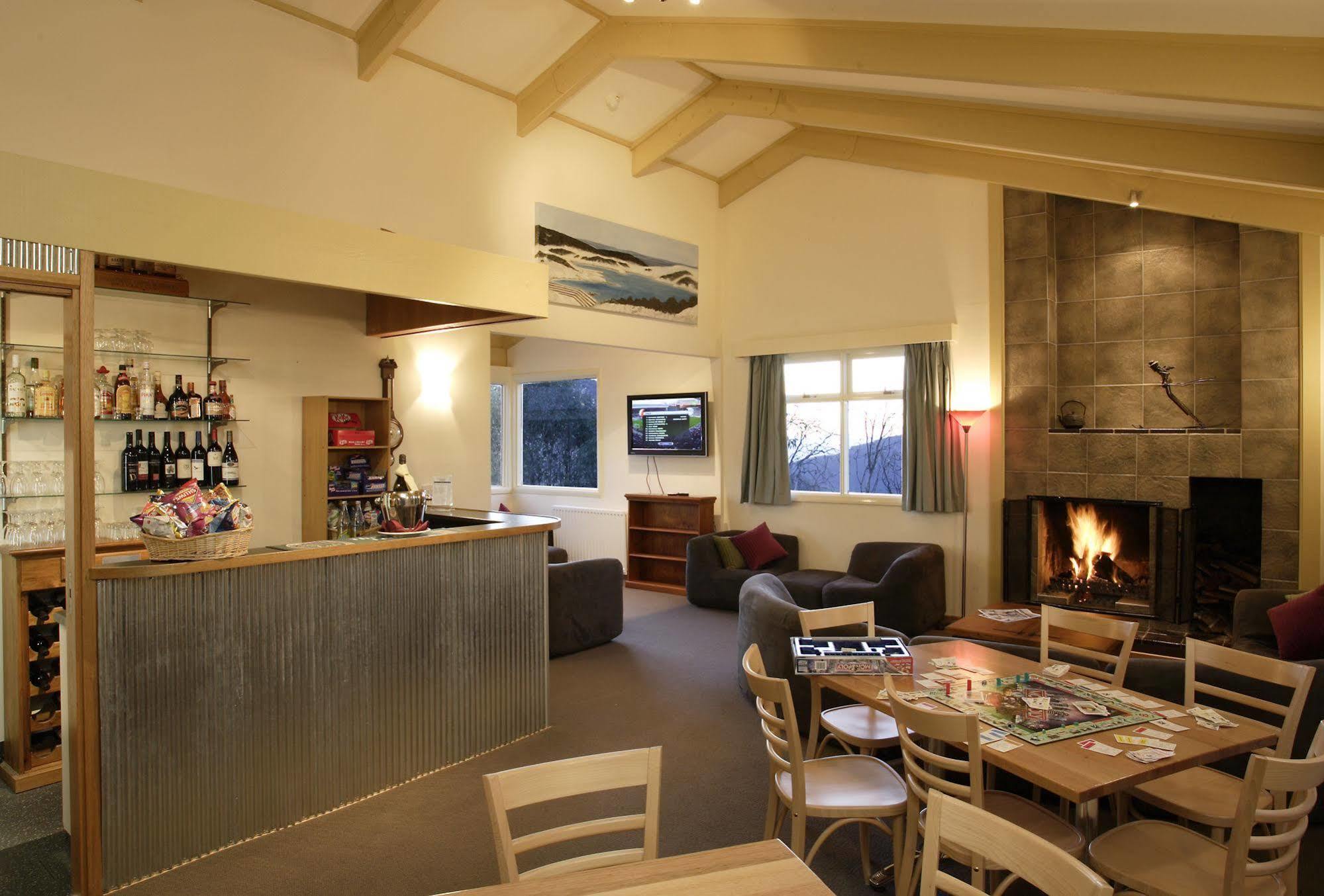 פאלס קריק Cooroona Alpine Lodge מראה חיצוני תמונה