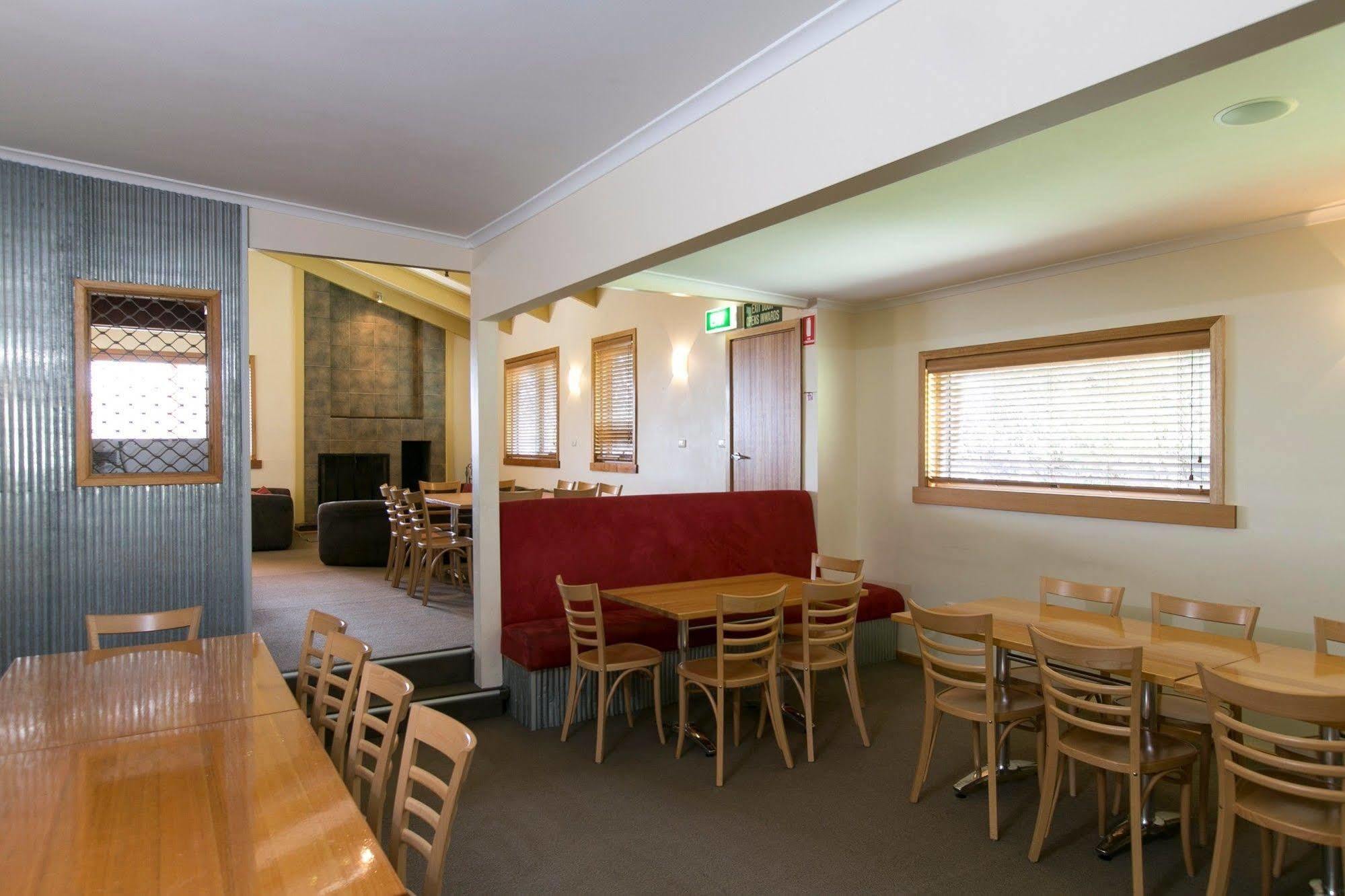 פאלס קריק Cooroona Alpine Lodge מראה חיצוני תמונה